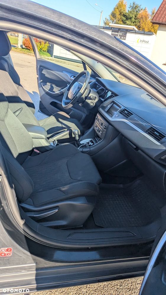 Citroën C5 1.6 HDi Attraction - 8