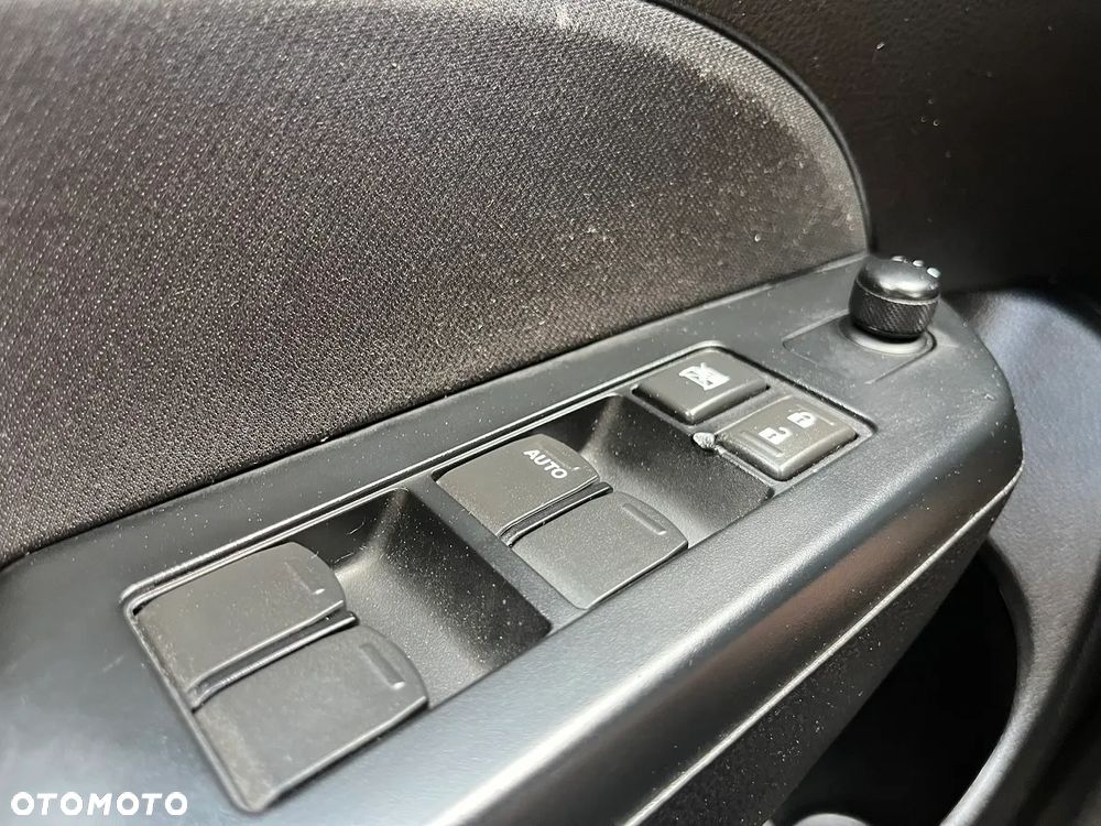Suzuki Swift - 12
