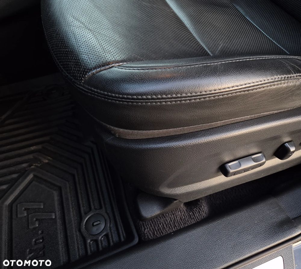 Hyundai Santa Fe blue 2.2 CRDI 4WD Automatik Premium - 16