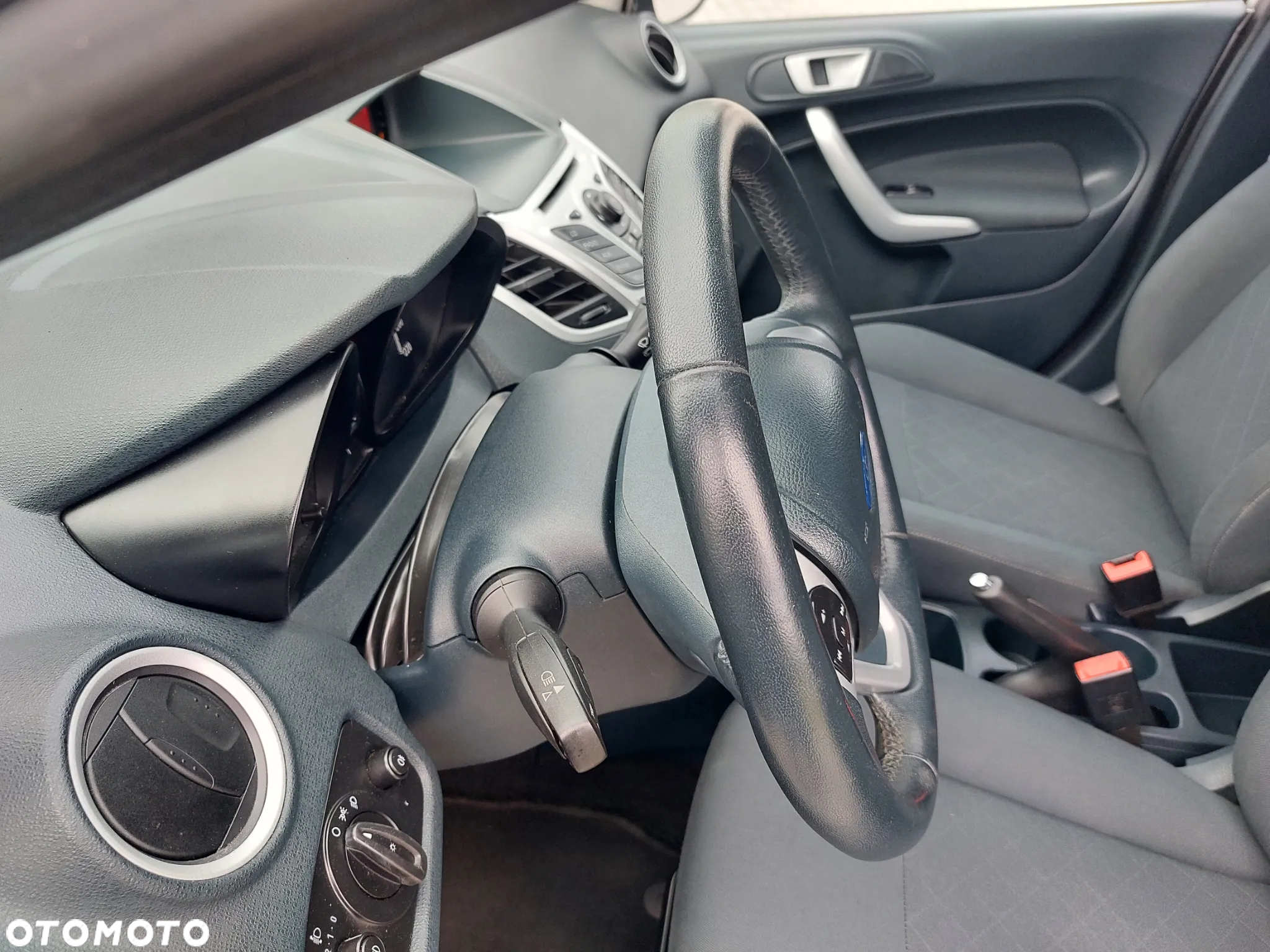 Ford Fiesta 1.25 Champions Edition - 21