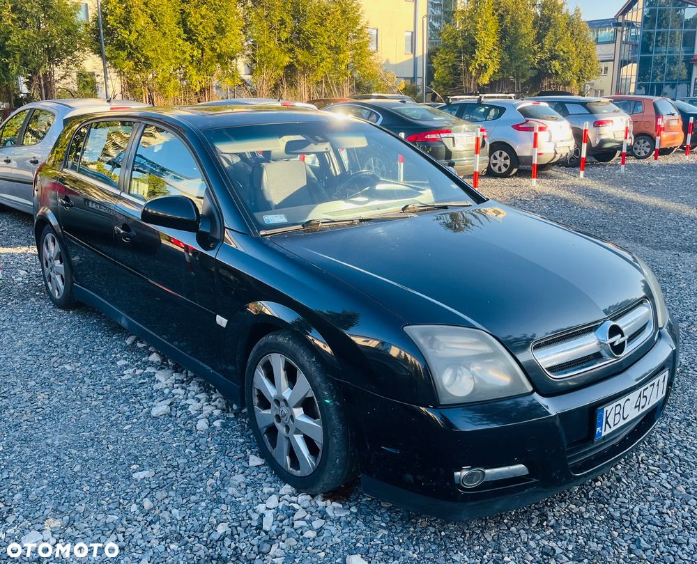 Opel Signum 2.0 T - 1