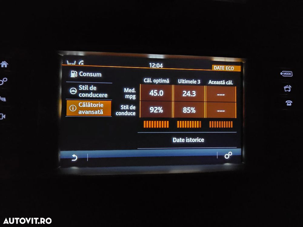 Land Rover Discovery Sport 2.0 l TD4 HSE Luxury Aut. - 29