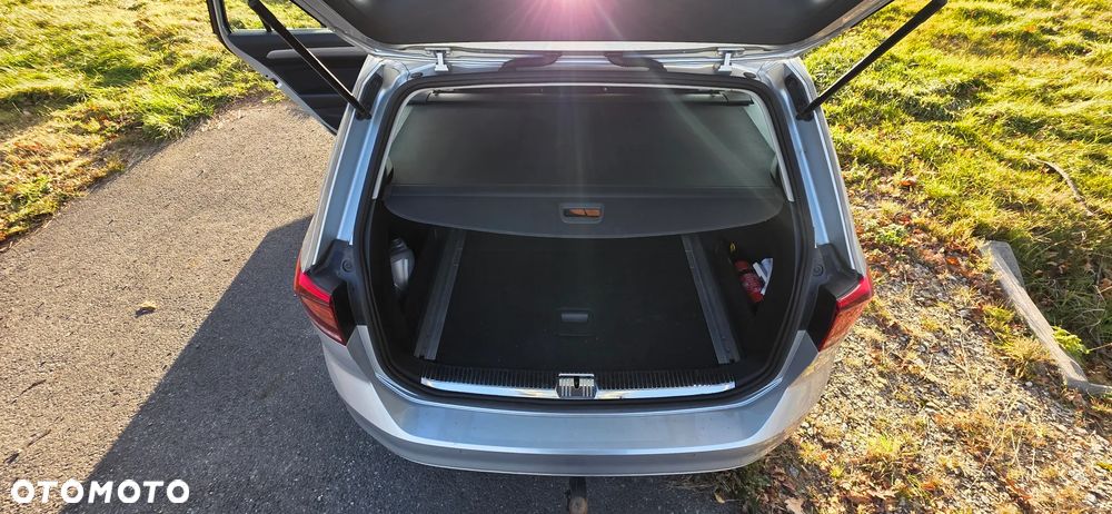 Volkswagen Passat Variant 2.0 TDI SCR DSG Business - 10