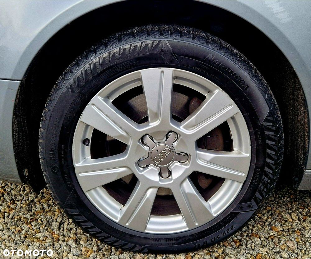 Audi A6 Avant 2.0 TFSI multitronic - 25