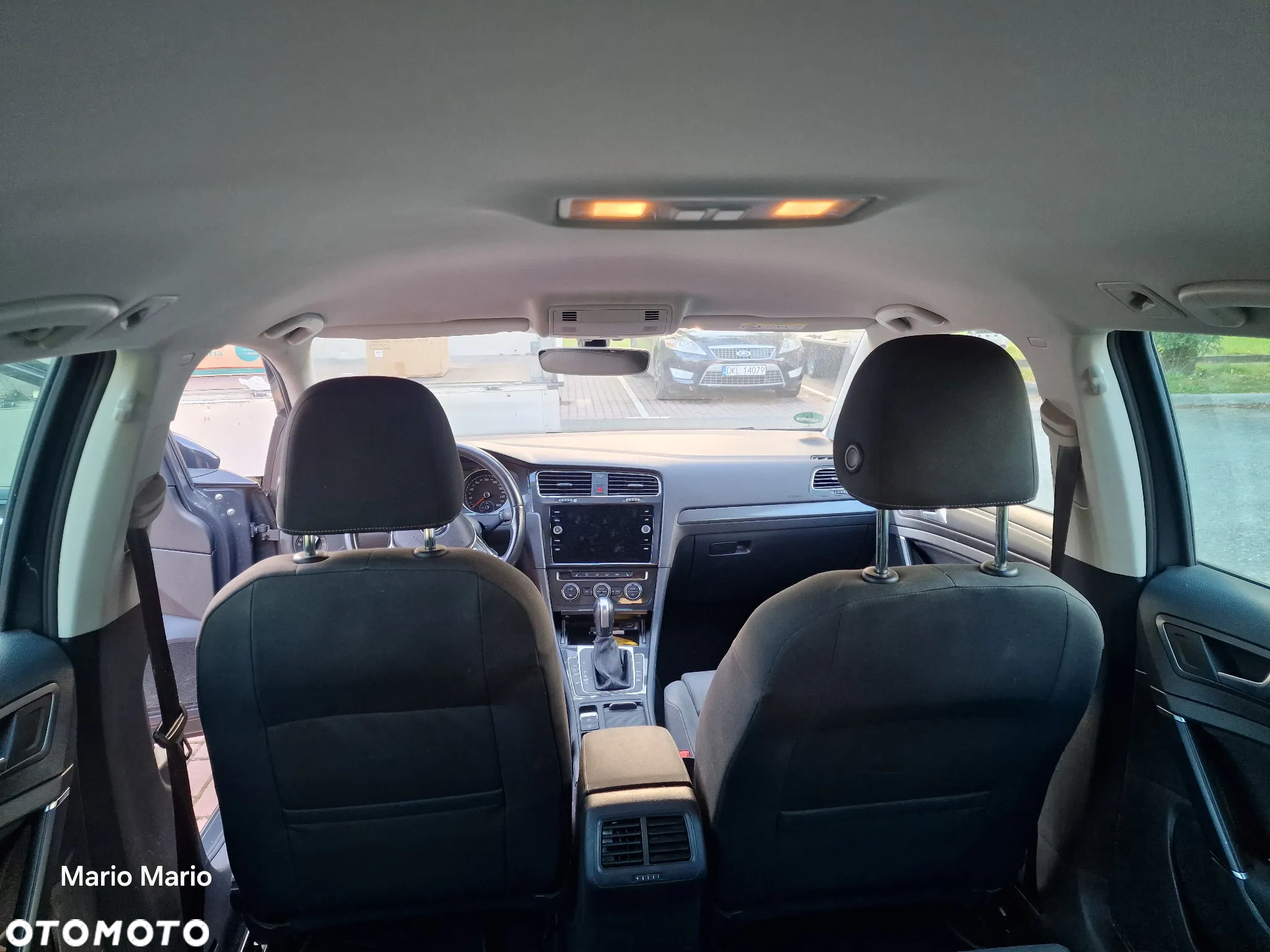 Volkswagen Golf 2.0 TDI BlueMotion Technology DSG Comfortline - 11