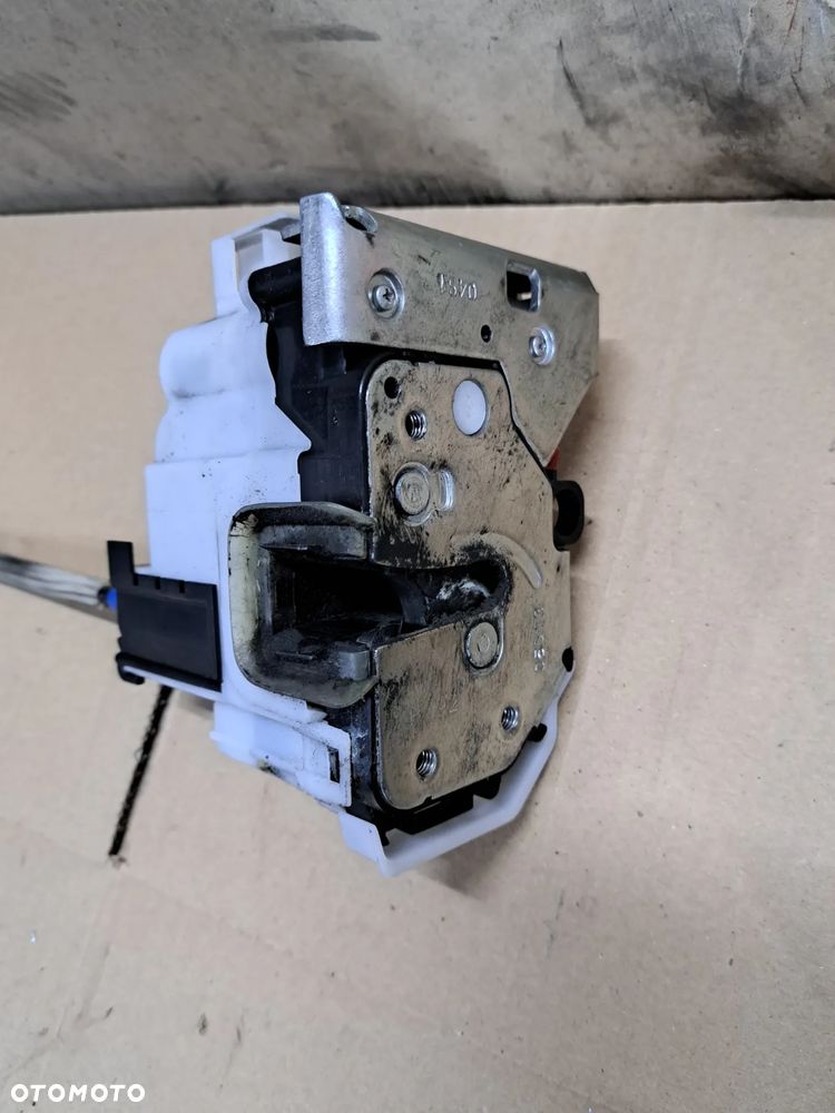 Fiat Doblo II zamek lewy przód 5 pin klamka - 4