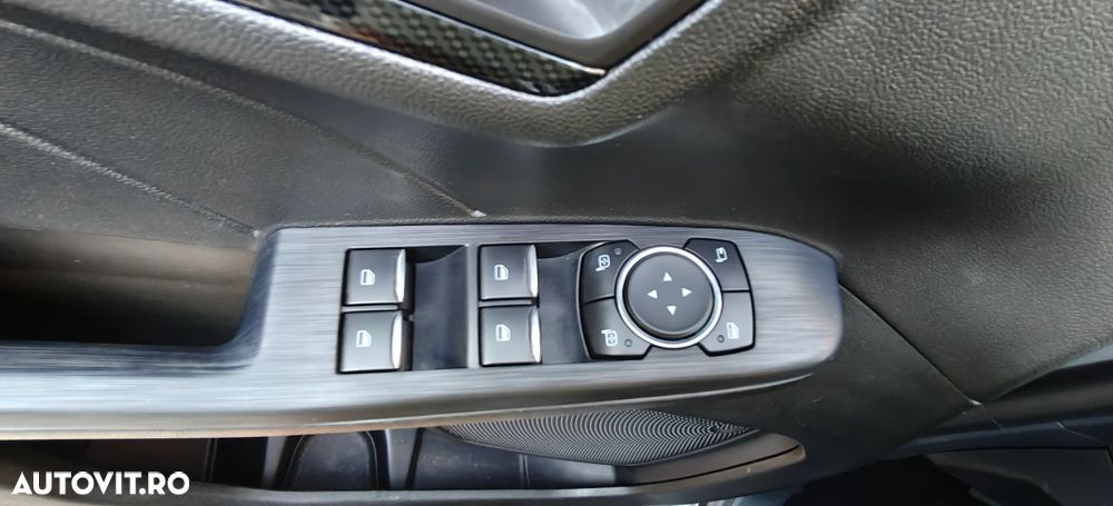 Ford Kuga 2.5 Duratec FHEV AWD ST Line - 17