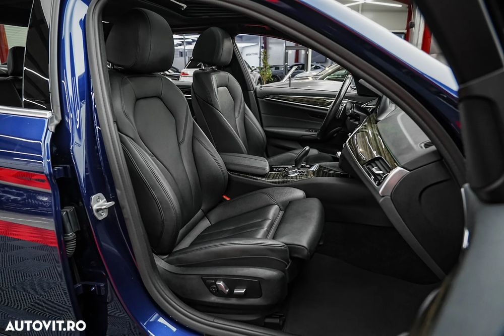 BMW Seria 5 530i xDrive Aut. Sport Line - 4