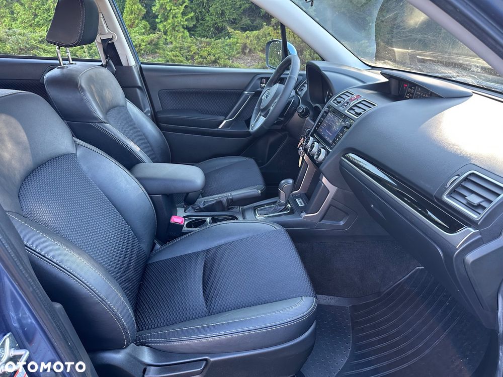 Subaru Forester 2.0 XT Sport Lineartronic - 14