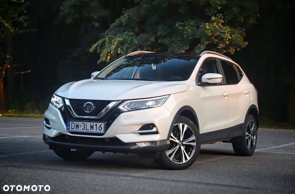 Nissan Qashqai 1.3 DIG-T N-Connecta EU6d - 1