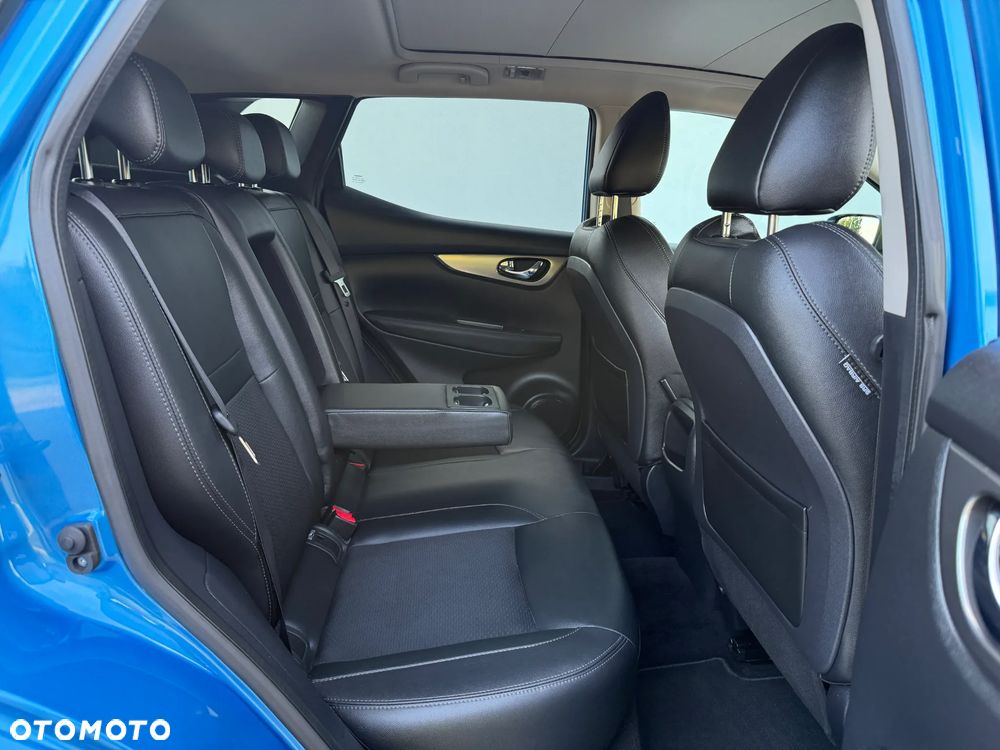 Nissan Qashqai 1.6 DIG-T N-Connecta - 30