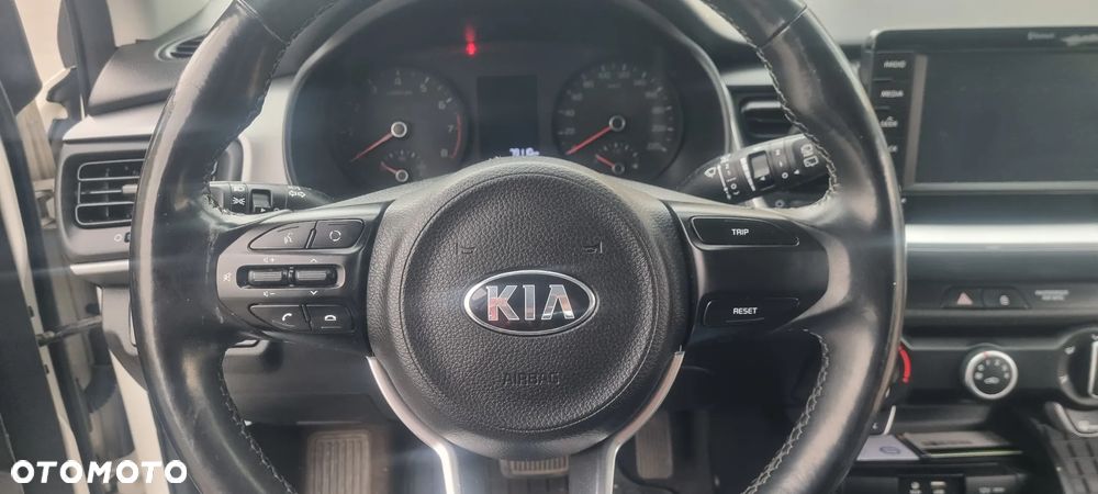 Kia Stonic - 14