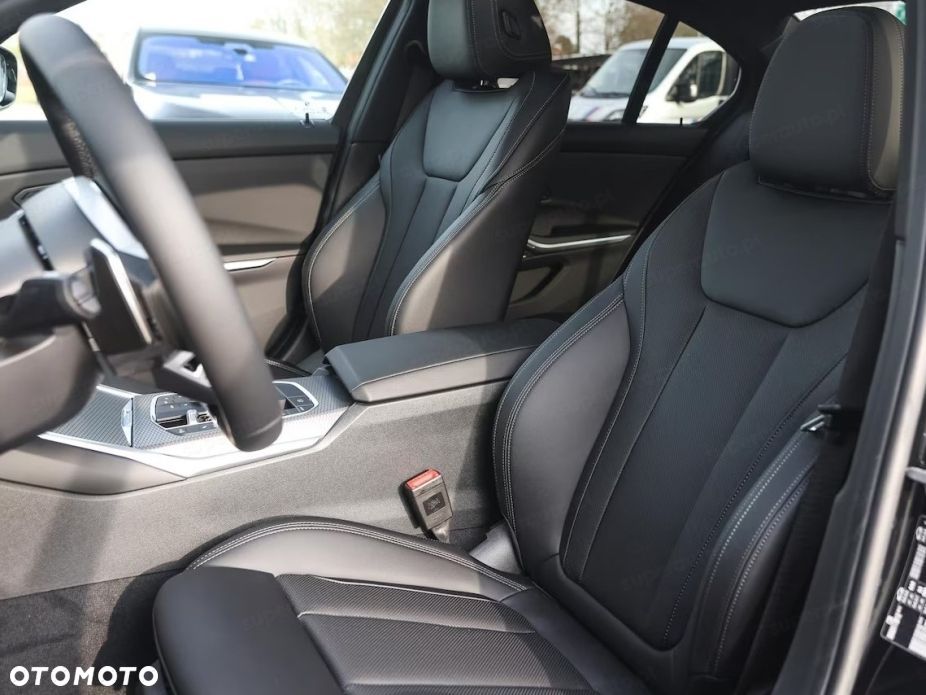 BMW Seria 3 318i M Sport - 8