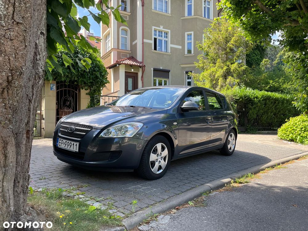 Kia Ceed 1.4 Comfort - 4