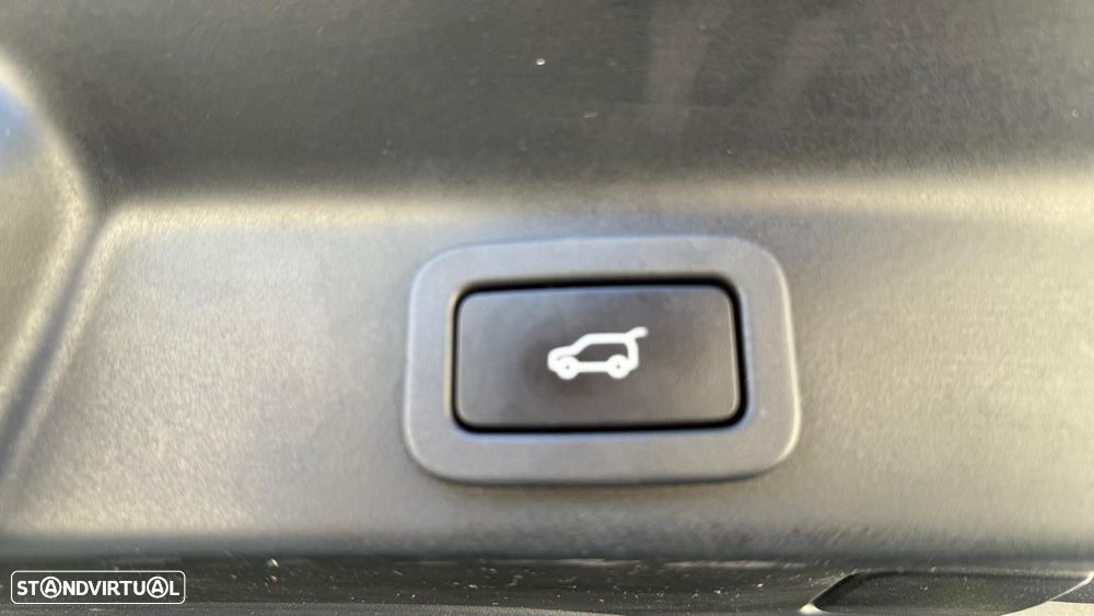 Jaguar F-Pace 25d AWD Aut. R-Sport - 34