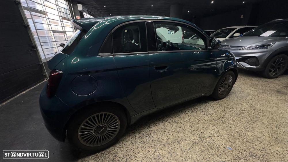 Fiat 500e 3 + 1 42kWh Icon - 8