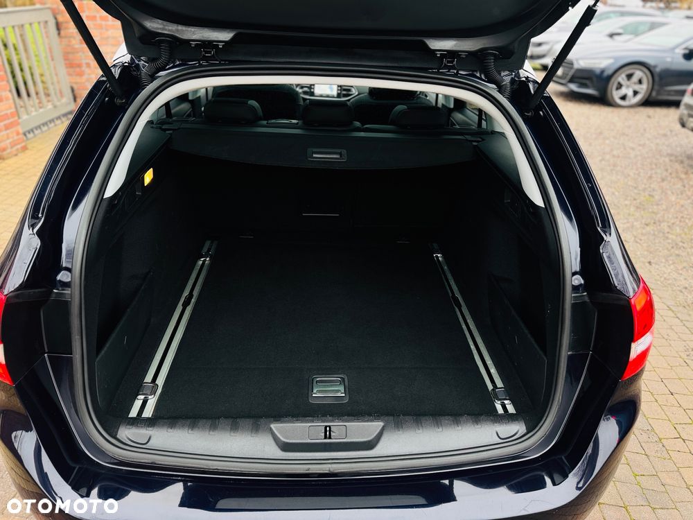 Peugeot 308 BlueHDi 130 Stop & Start Allure - 11