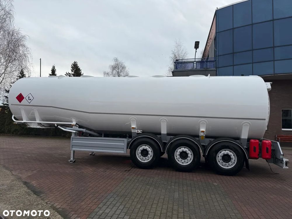 Inny Willig do paliwa, 5 komór, ADR, świeżo po dozorach