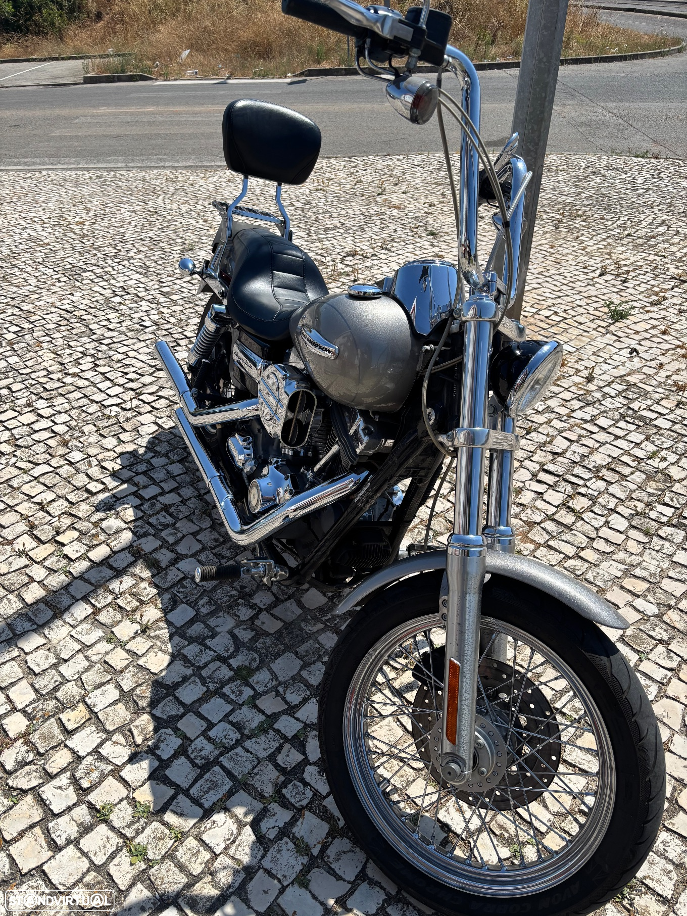Harley-Davidson Dyna - 4