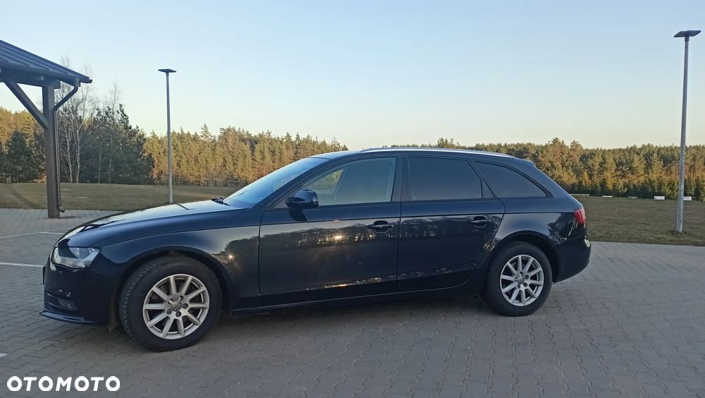 Audi A4 Avant 2.0 TDI DPF multitronic Attraction - 3