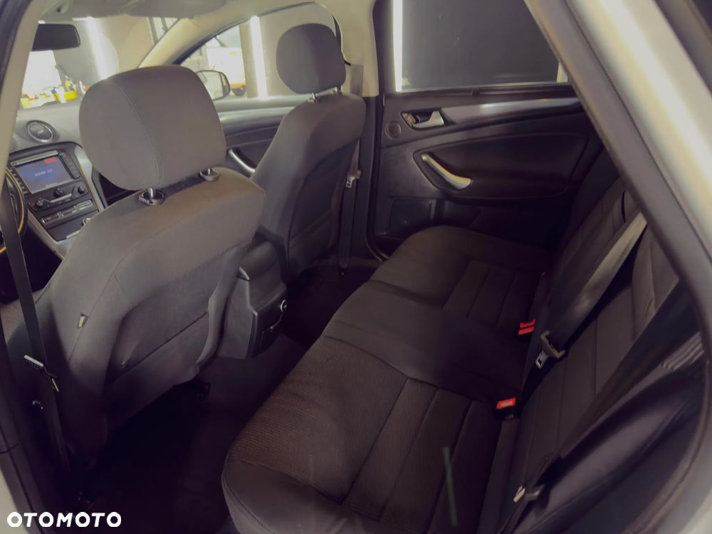 Ford Mondeo 2.0 TDCi Titanium X - 15