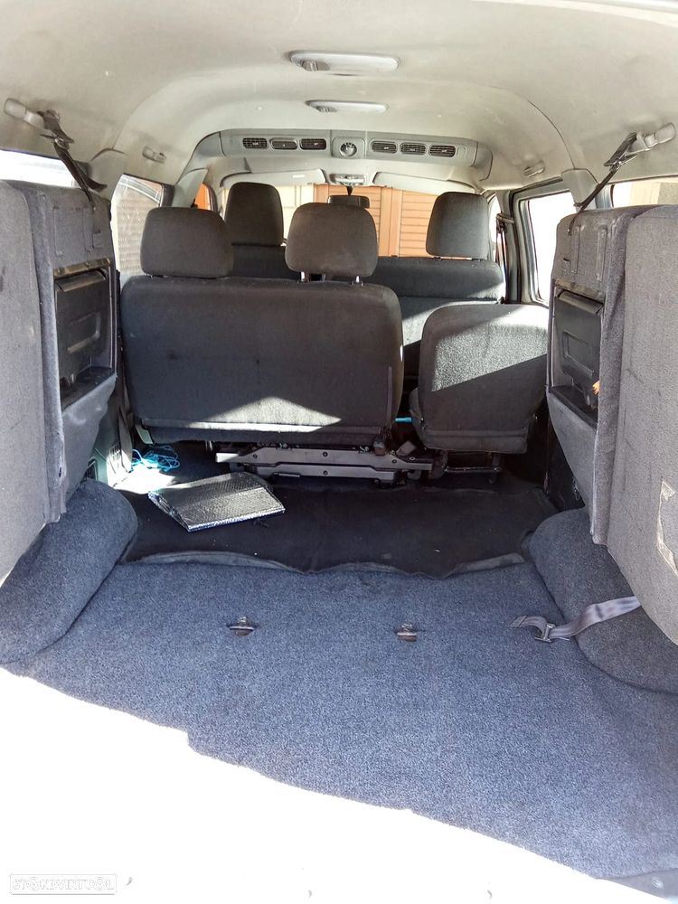 Hyundai H-1 - 1