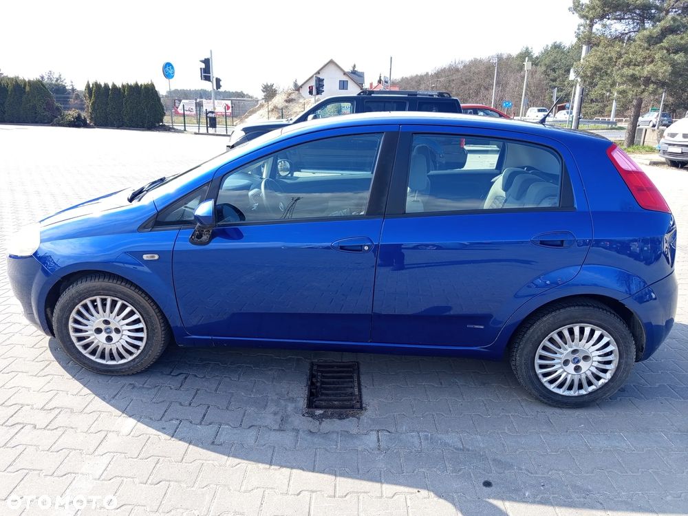 Fiat Grande Punto - 4