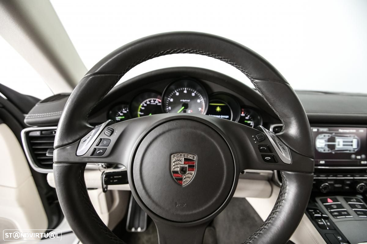 Porsche Panamera S E-Hybrid - 17
