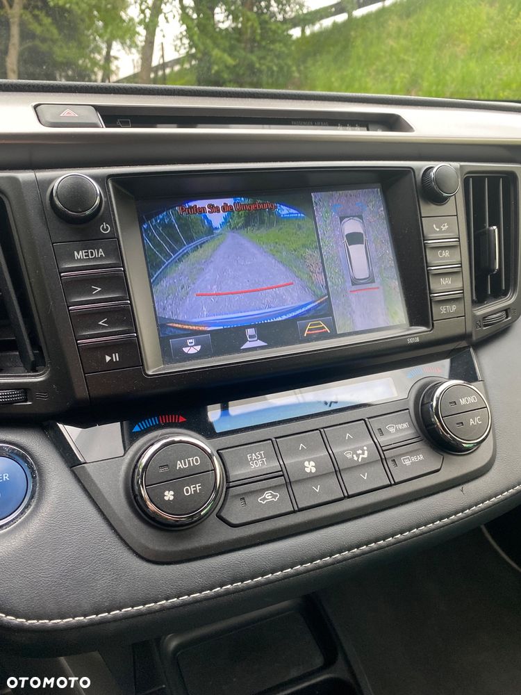 Toyota RAV4 - 9