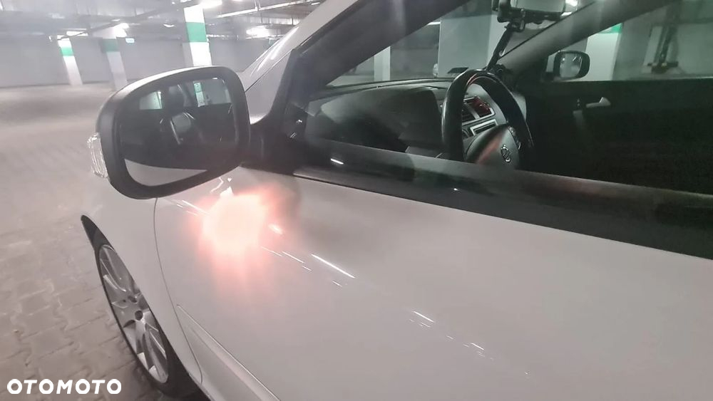 Volvo C70 2.0D Powershift Summum - 6