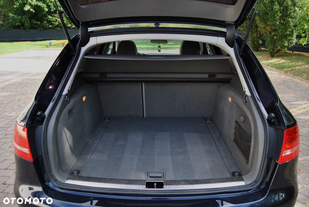 Audi A4 Avant - 14