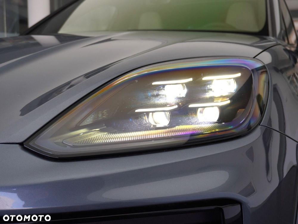 Porsche Cayenne Black Edition - 10