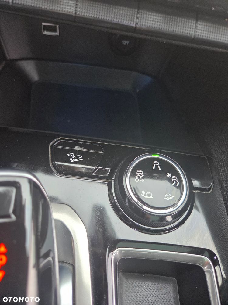 Peugeot 5008 2.0 BlueHDI Crossway S&S EAT8 - 38