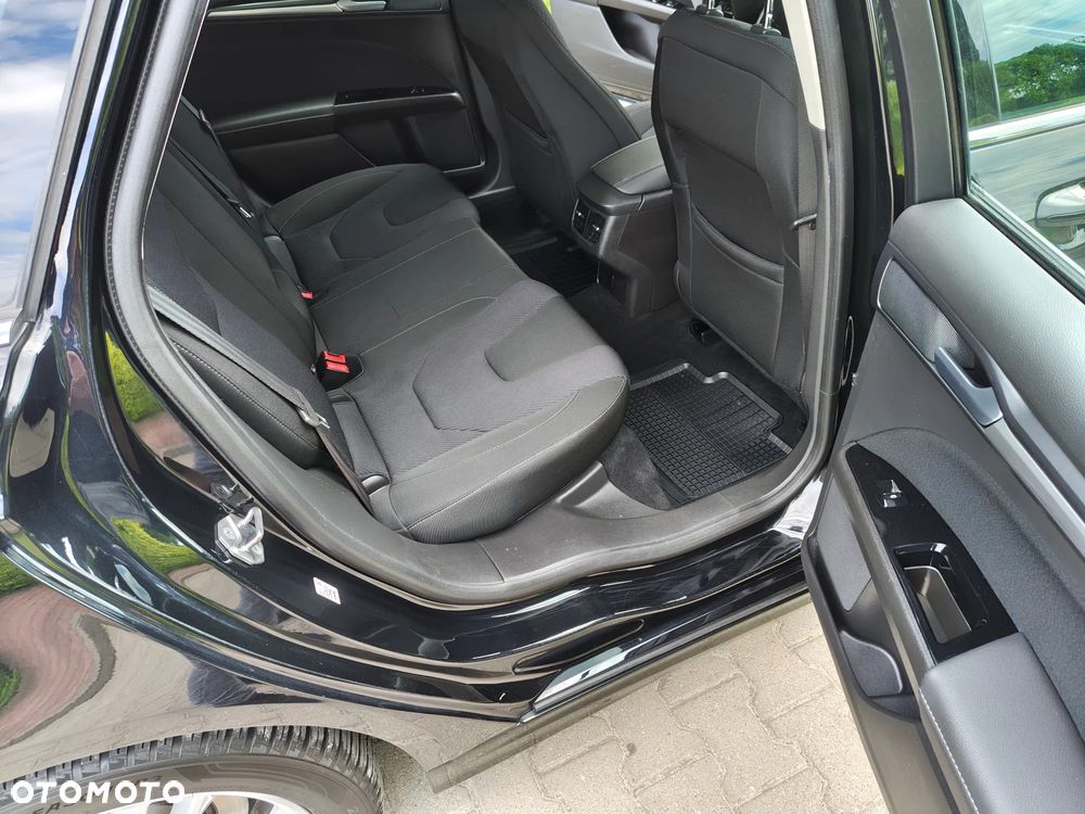 Ford Mondeo 2.0 EcoBlue Titanium - 19