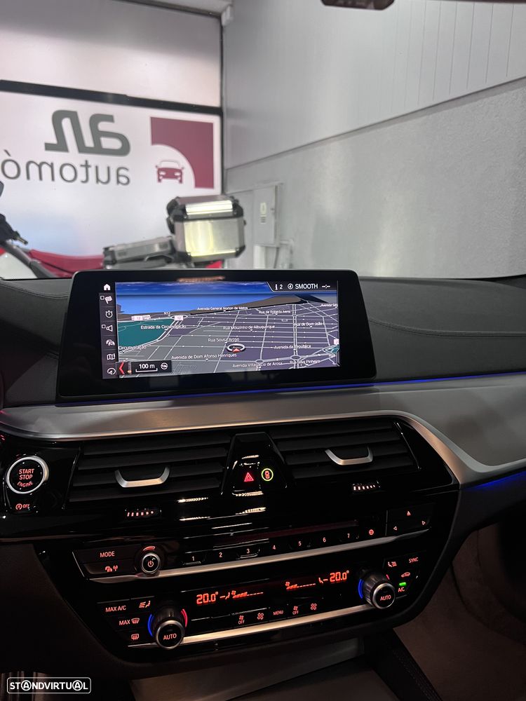 BMW 520 d xDrive Line Luxury Auto - 10