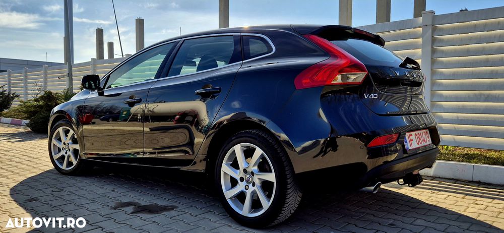 Volvo V40 D4 VEA Momentum - 11