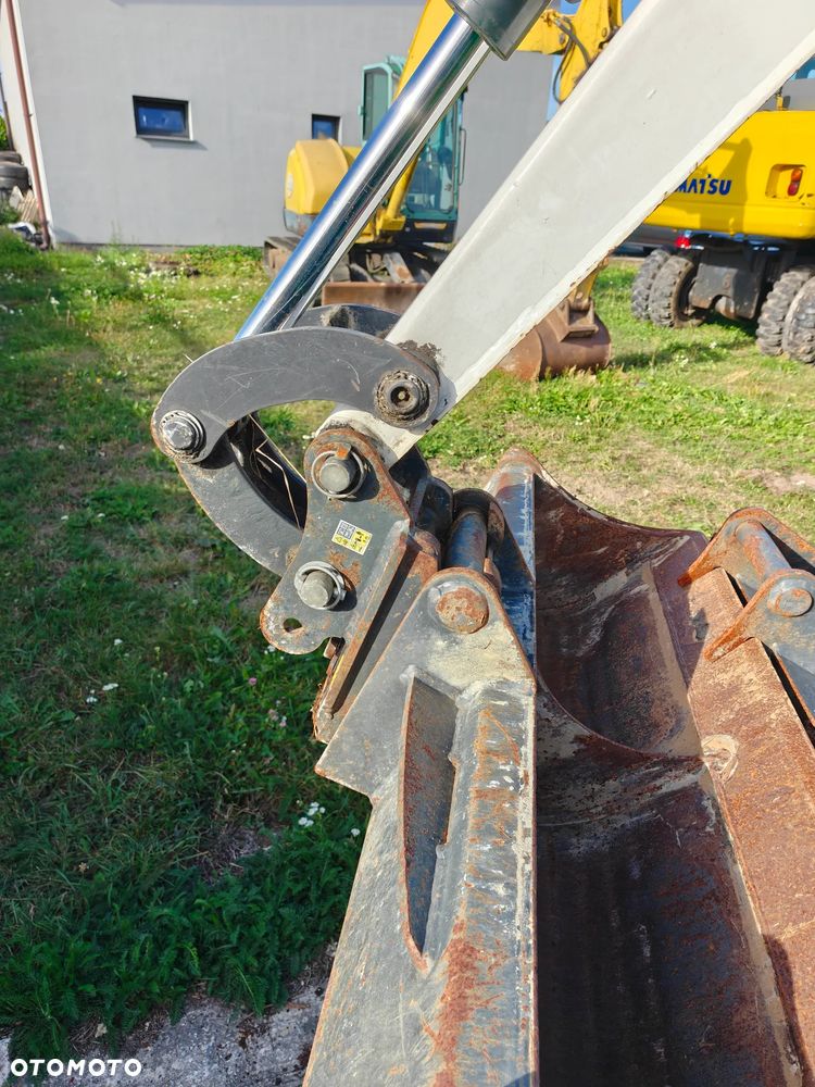 Bobcat E19 - 21