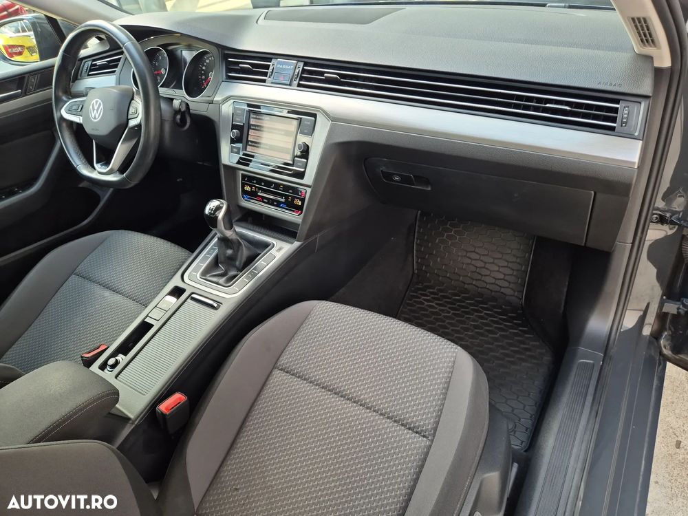 Volkswagen Passat 1.5 TSI ACT Trendline - 23
