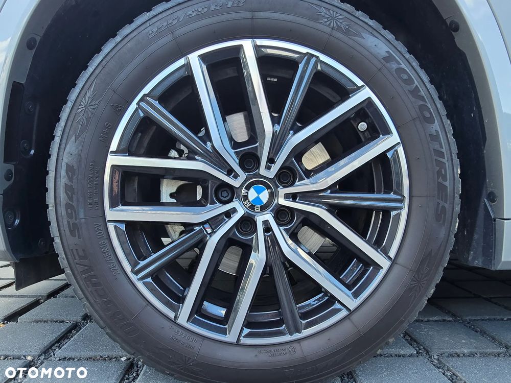 BMW X1 sDrive18i M Sportpaket - 16