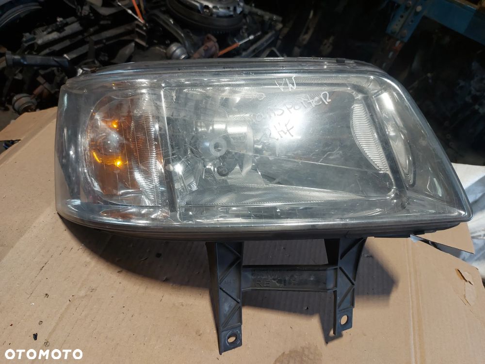 Lampa prawa przednia VW Transporter '06r ANGLIK - 1