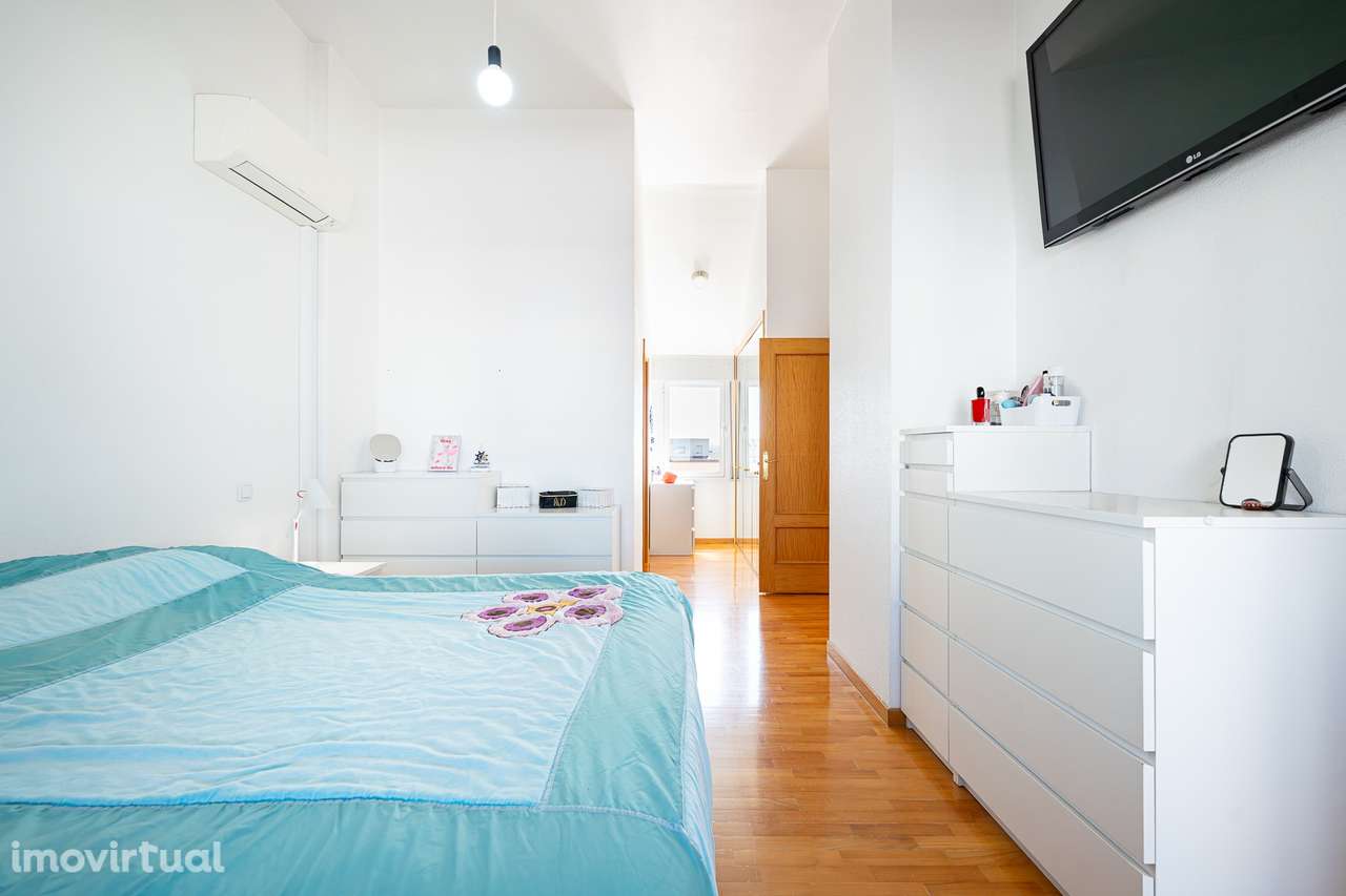 Apartamento T4 DUPLEX Venda em Alhos Vedros,Moita - Grande imagem: 2/60