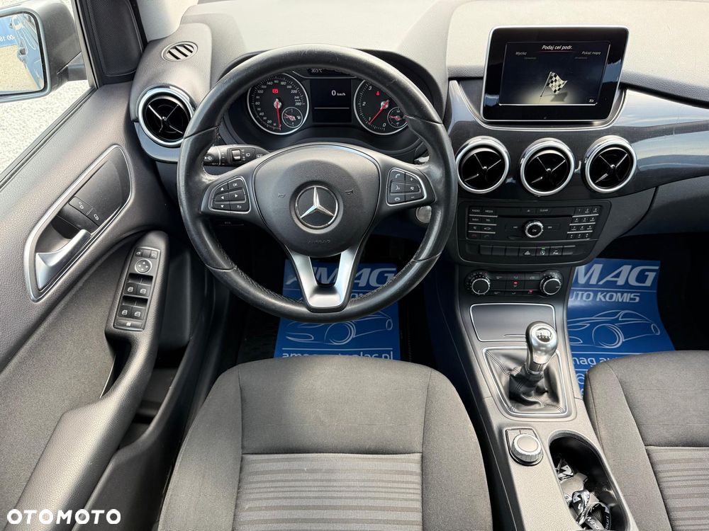 Mercedes-Benz Klasa B 180 d Edition - 21