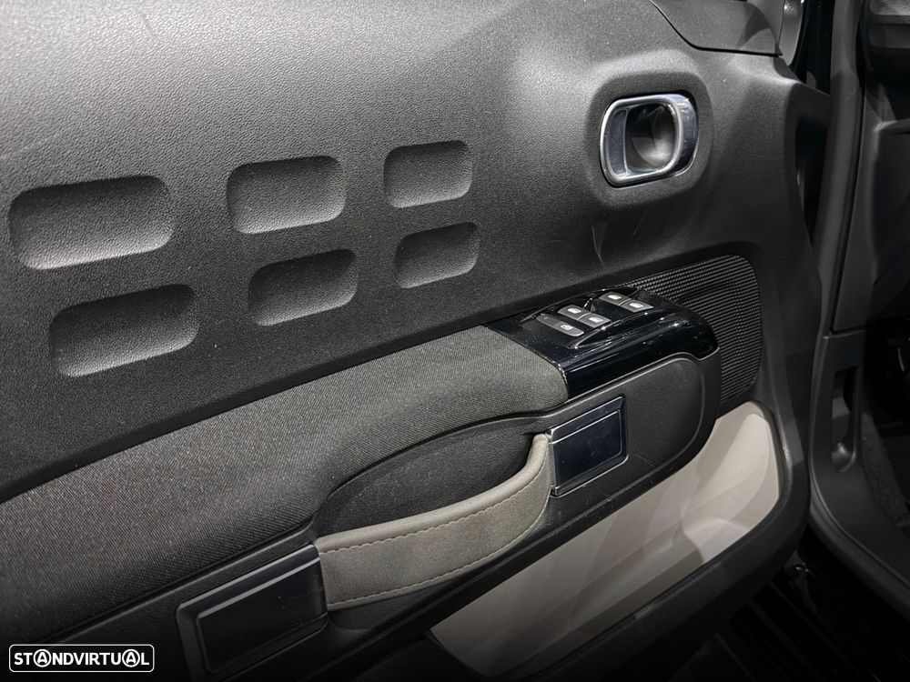 Citroën C3 1.2 PureTech Shine - 15