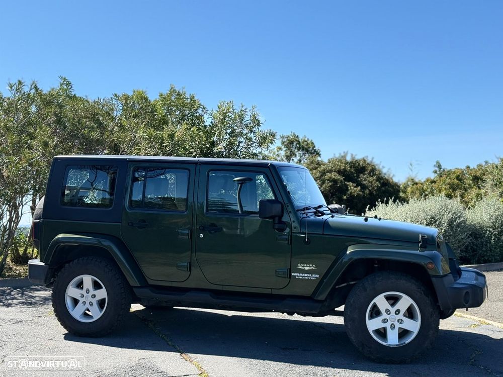Jeep Wrangler Unlimited 2.8 CRD ATX Sahara - 2