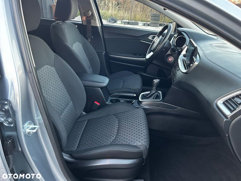 Kia Ceed 1.5 T-GDI OPF Nightline Edition - 19