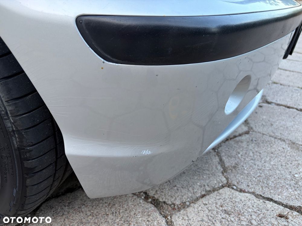 BMW Seria 3 330d - 25
