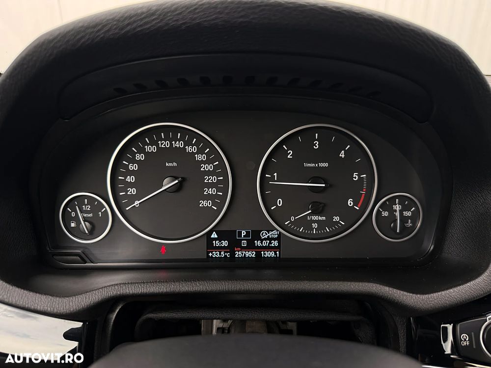 BMW X3 xDrive20d AT xLine - 9
