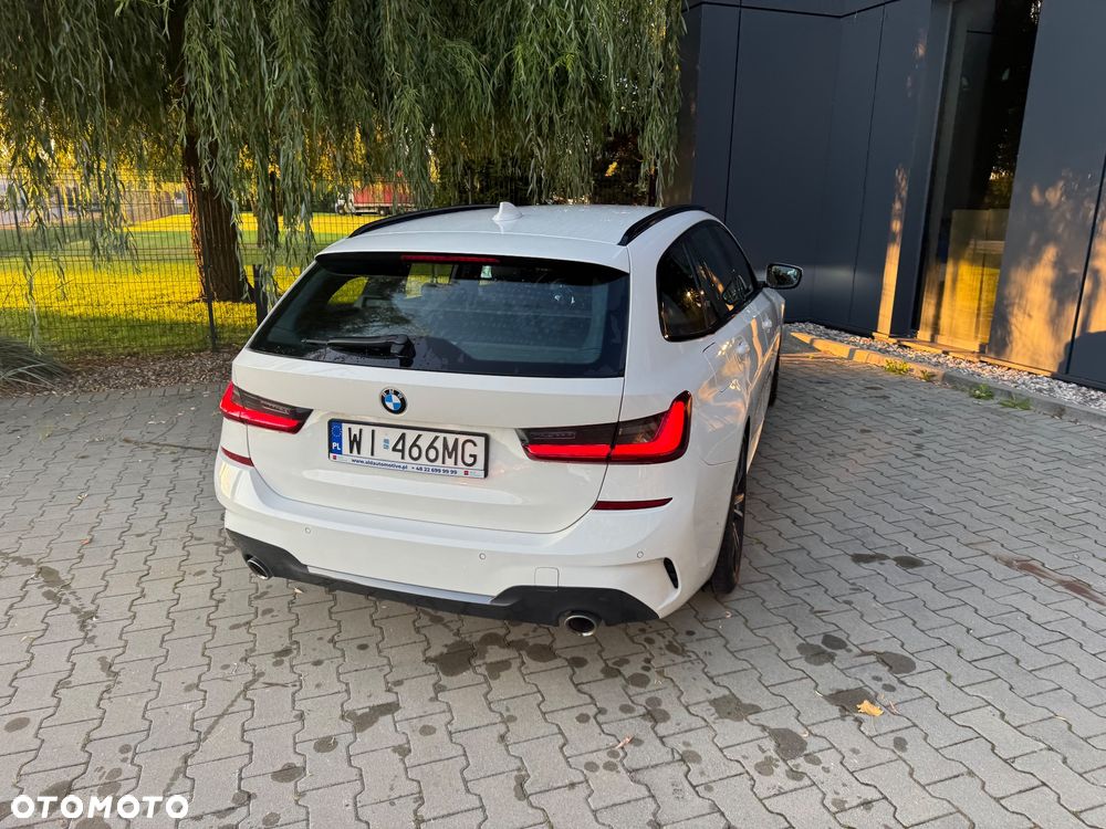 BMW Seria 3 318i M Sport sport - 10