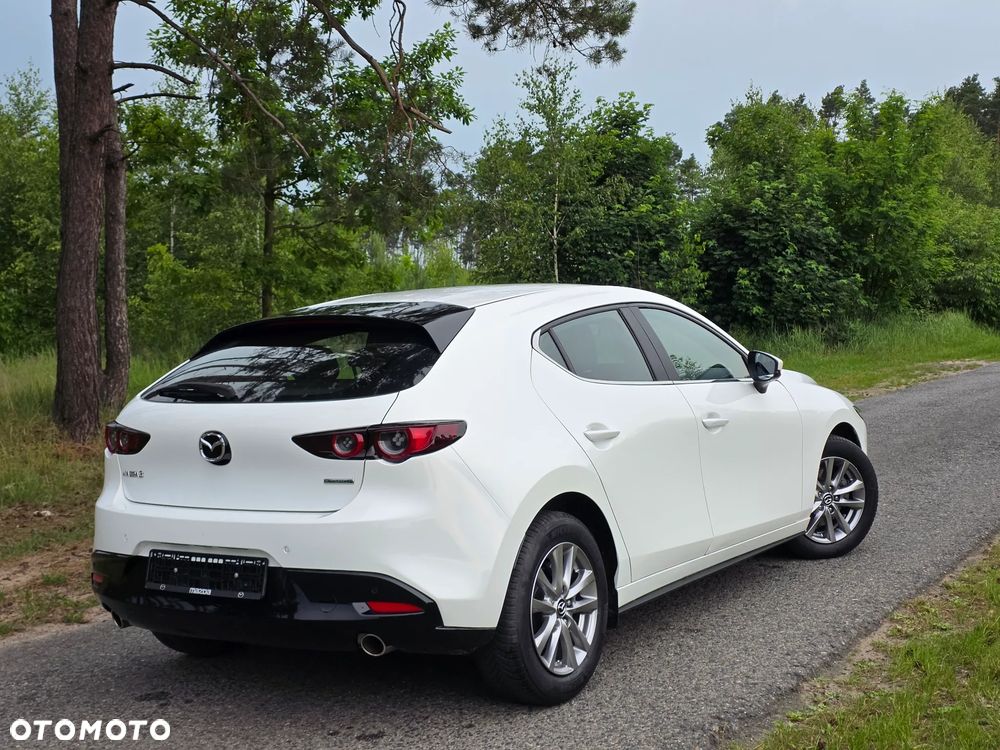 Mazda 3 e-SKYACTIV-G 2.0 M HYBRID - 3