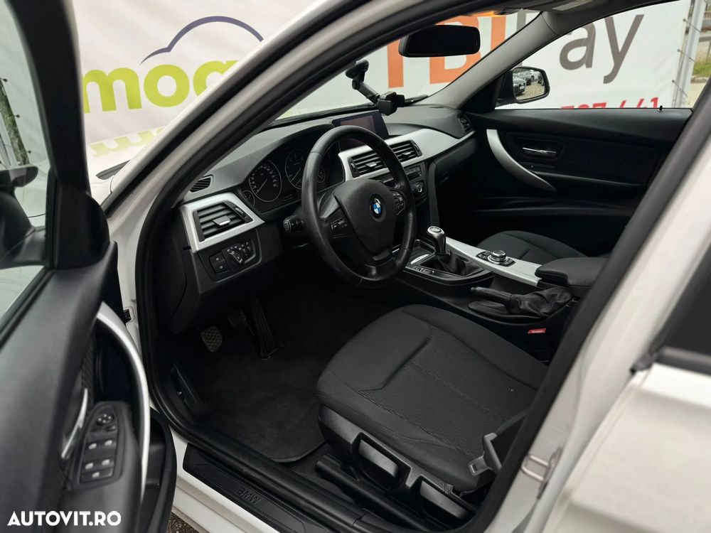 BMW Seria 3 318d - 24